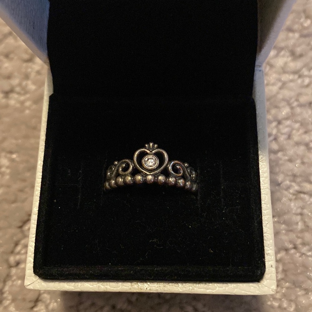 Pandora Princess Ring
